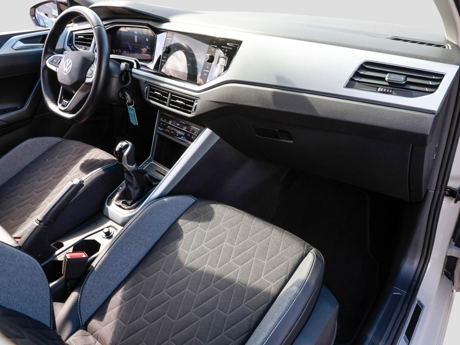 Volkswagen Polo – Bild 8