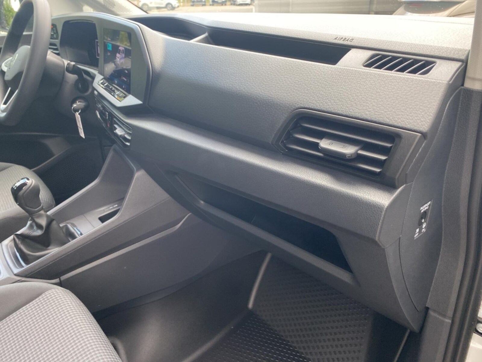 Volkswagen Caddy Maxi Cargo – Bild 17