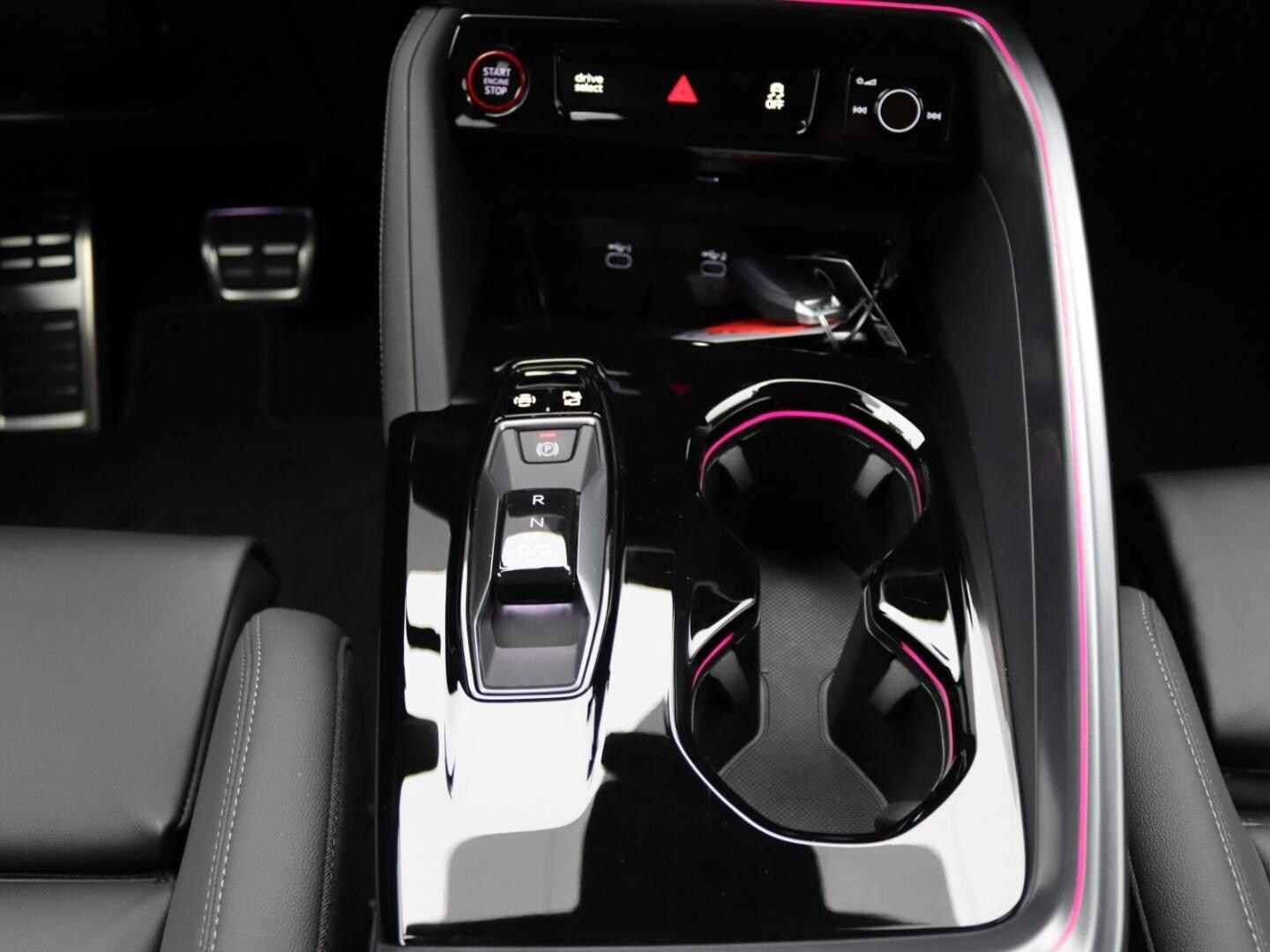 Bild über Audi Q5 Sportback TDI quattro 150 kW S tronic - für weitere Informationen kontaktieren Sie den Audi Partner