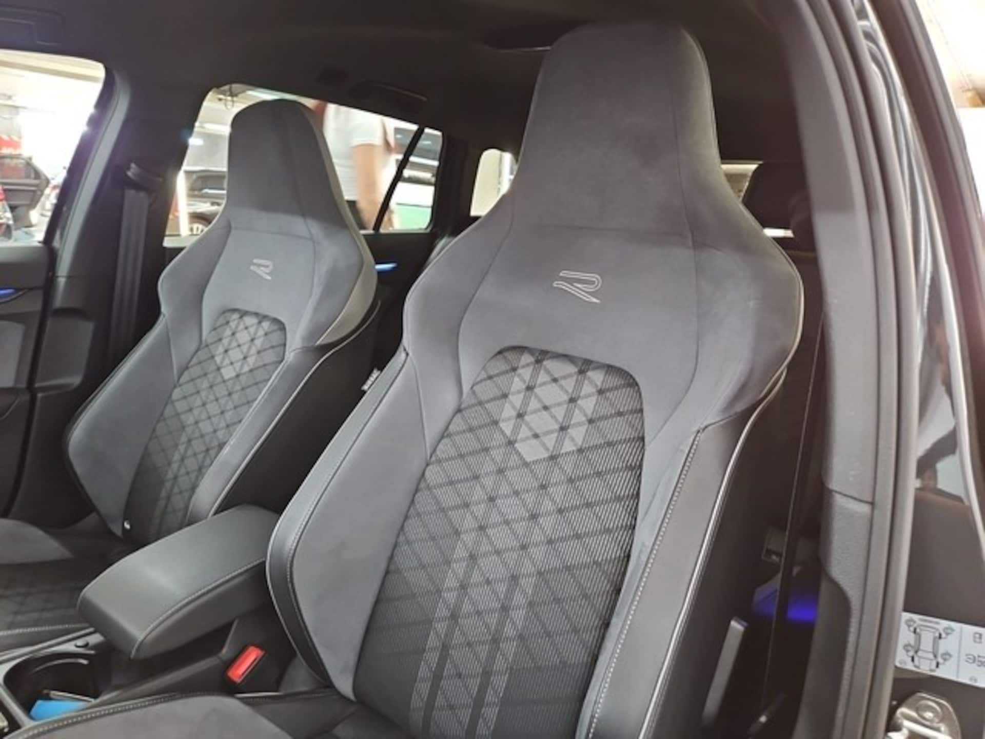 Volkswagen Golf Variant R-Line