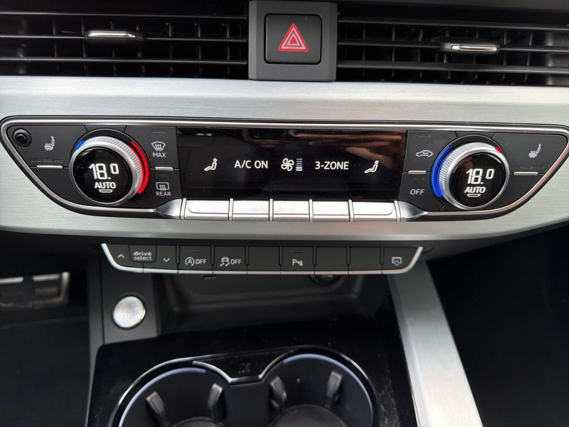 Audi A4 Avant S line