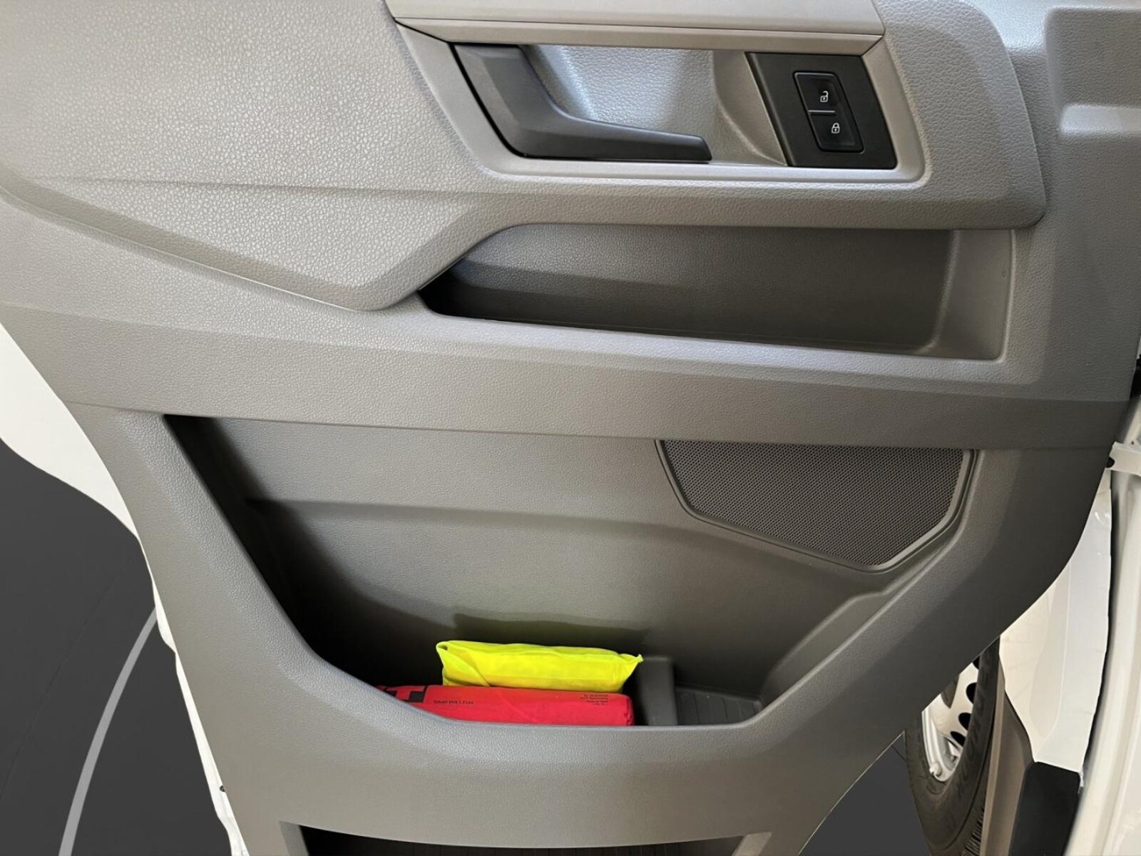 Volkswagen Crafter Kasten langer Radstand – Bild 9