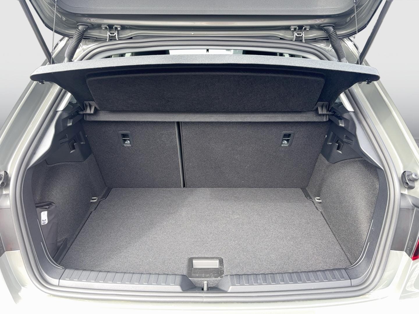 Bild über Audi A1 Sportback 25 TFSI S tronic - für weitere Informationen kontaktieren Sie den Audi Partner