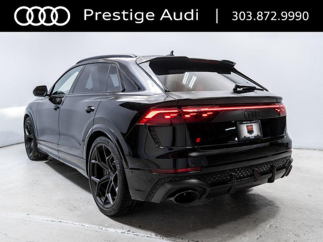 2026 Audi RS Q8 SUV performance