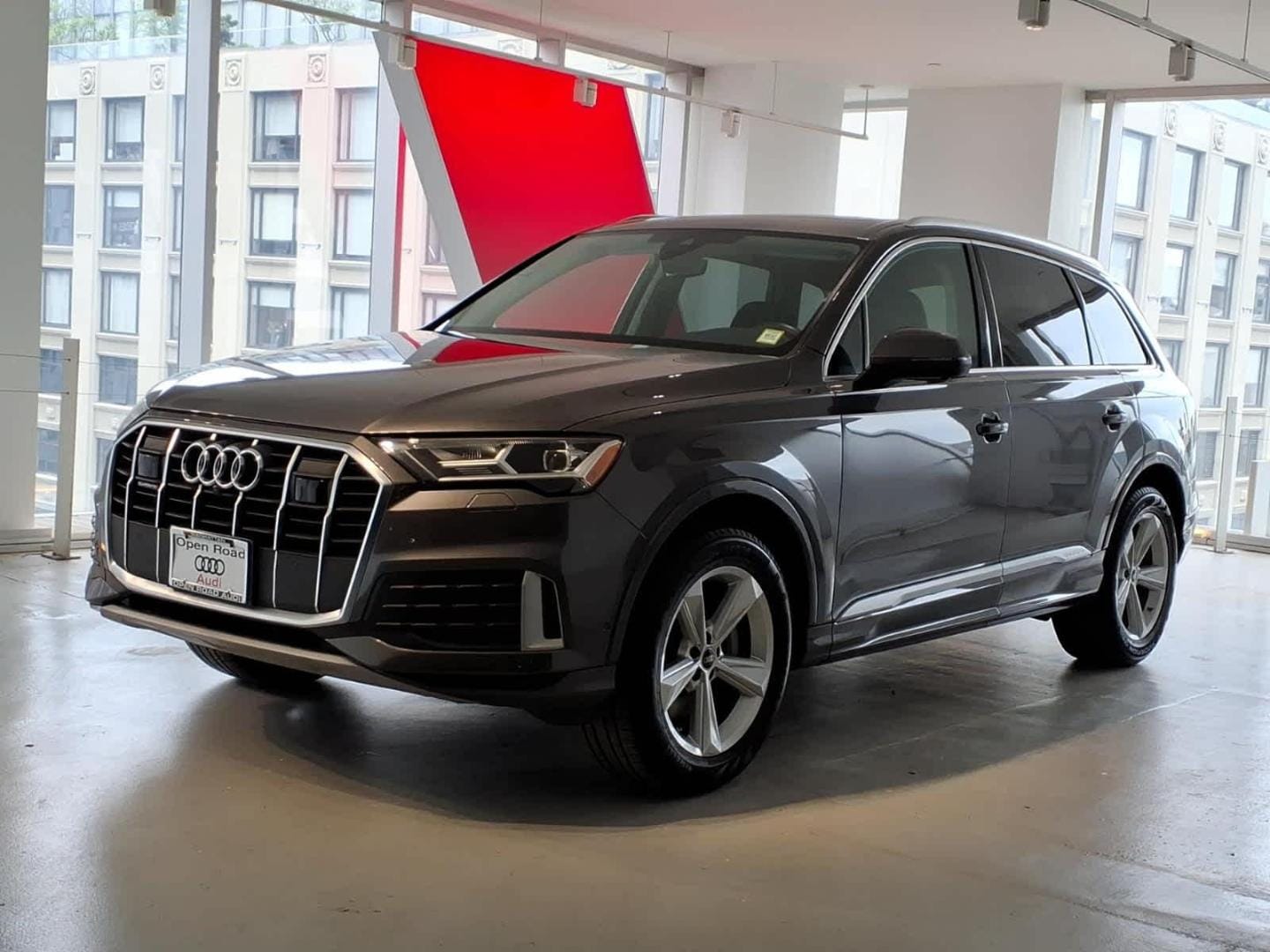 2023 Audi Q7 45 Premium Plus quattro Tiptronic's photo
