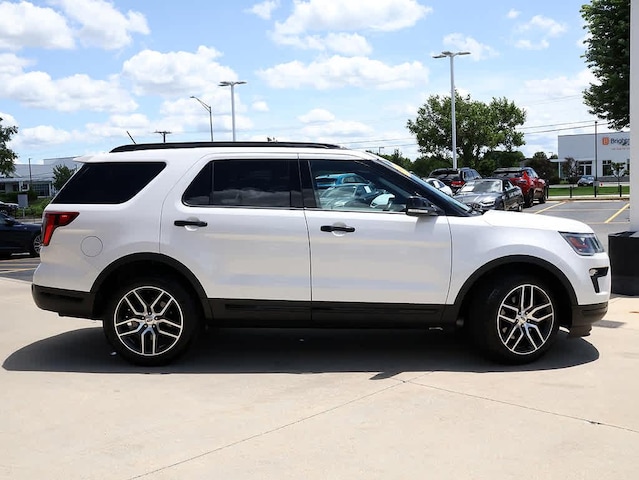 2018 Ford Explorer
