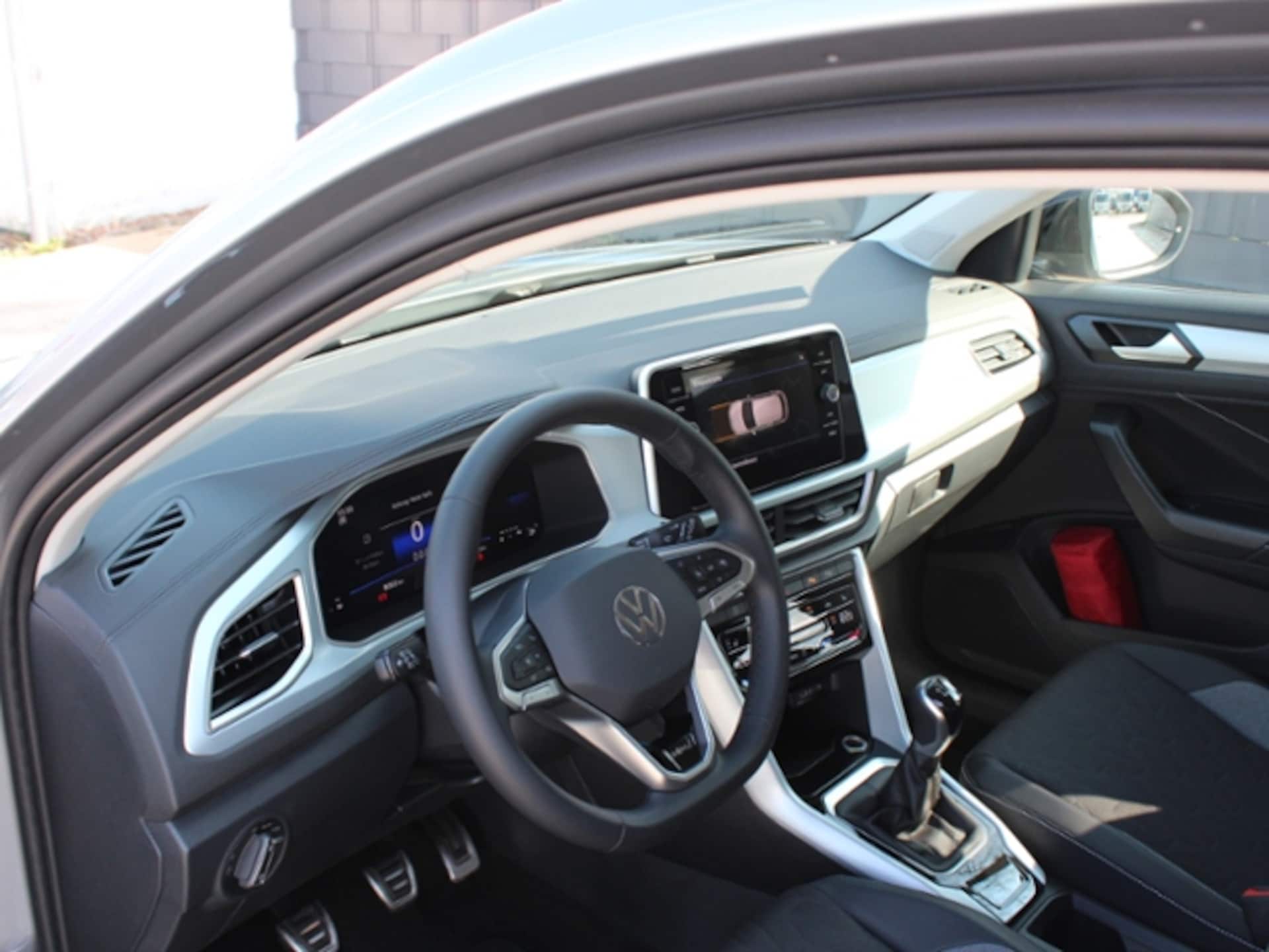 Volkswagen T-Roc Life
