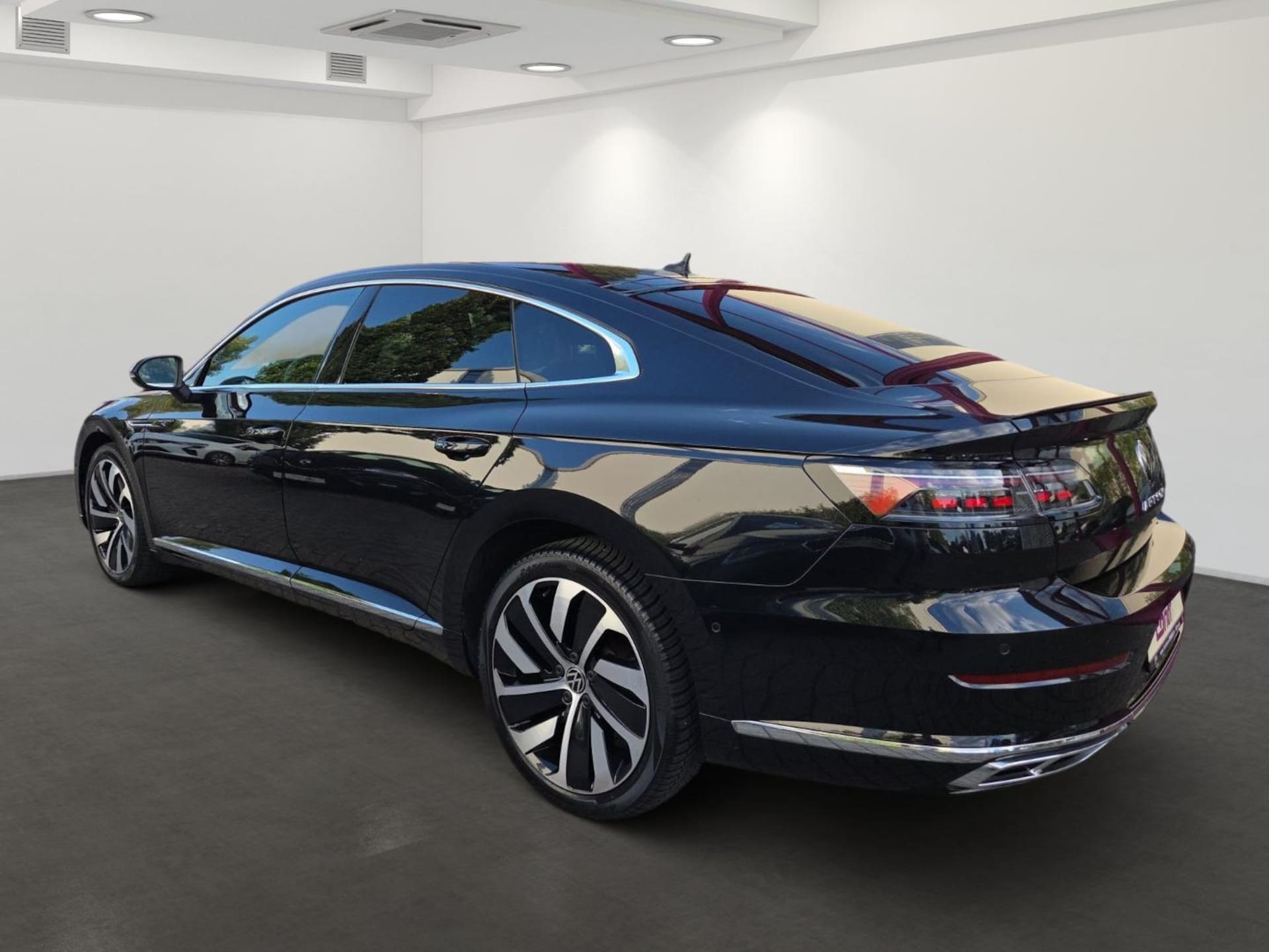 Volkswagen Arteon R-Line
