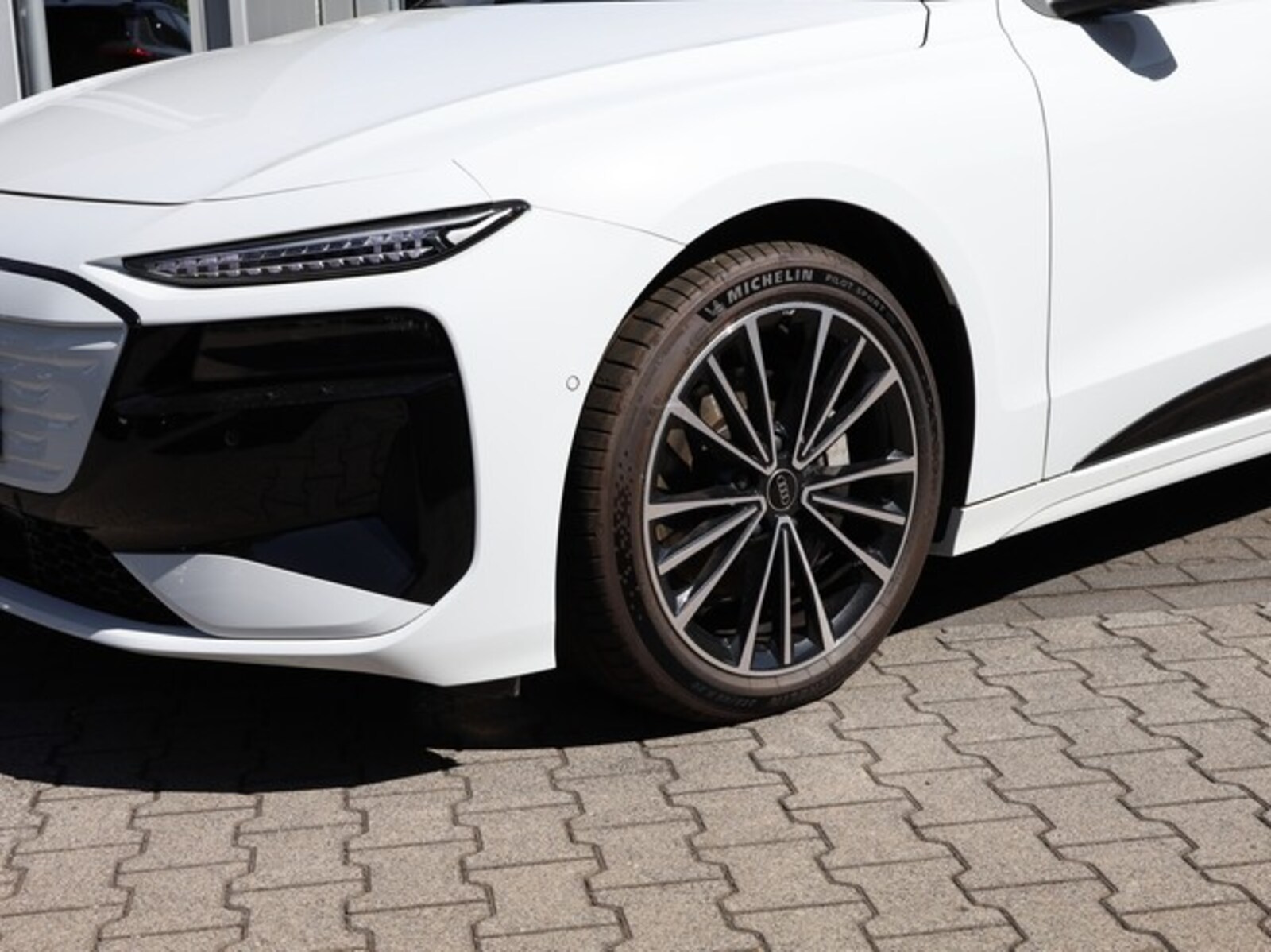 Audi A6 Avant e-tron – Bild 15