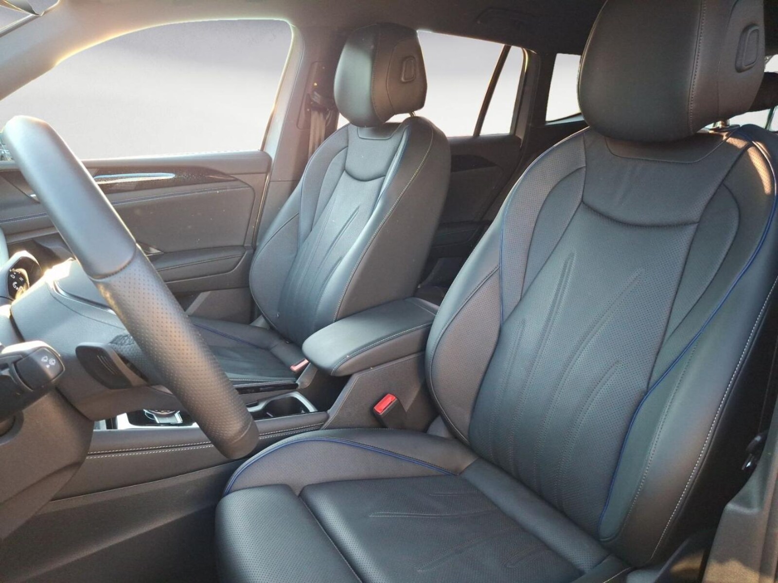 Volkswagen Tiguan – Bild 10
