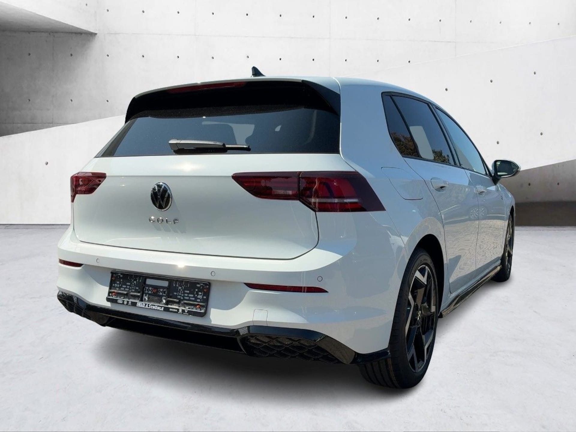Volkswagen Golf R-Line