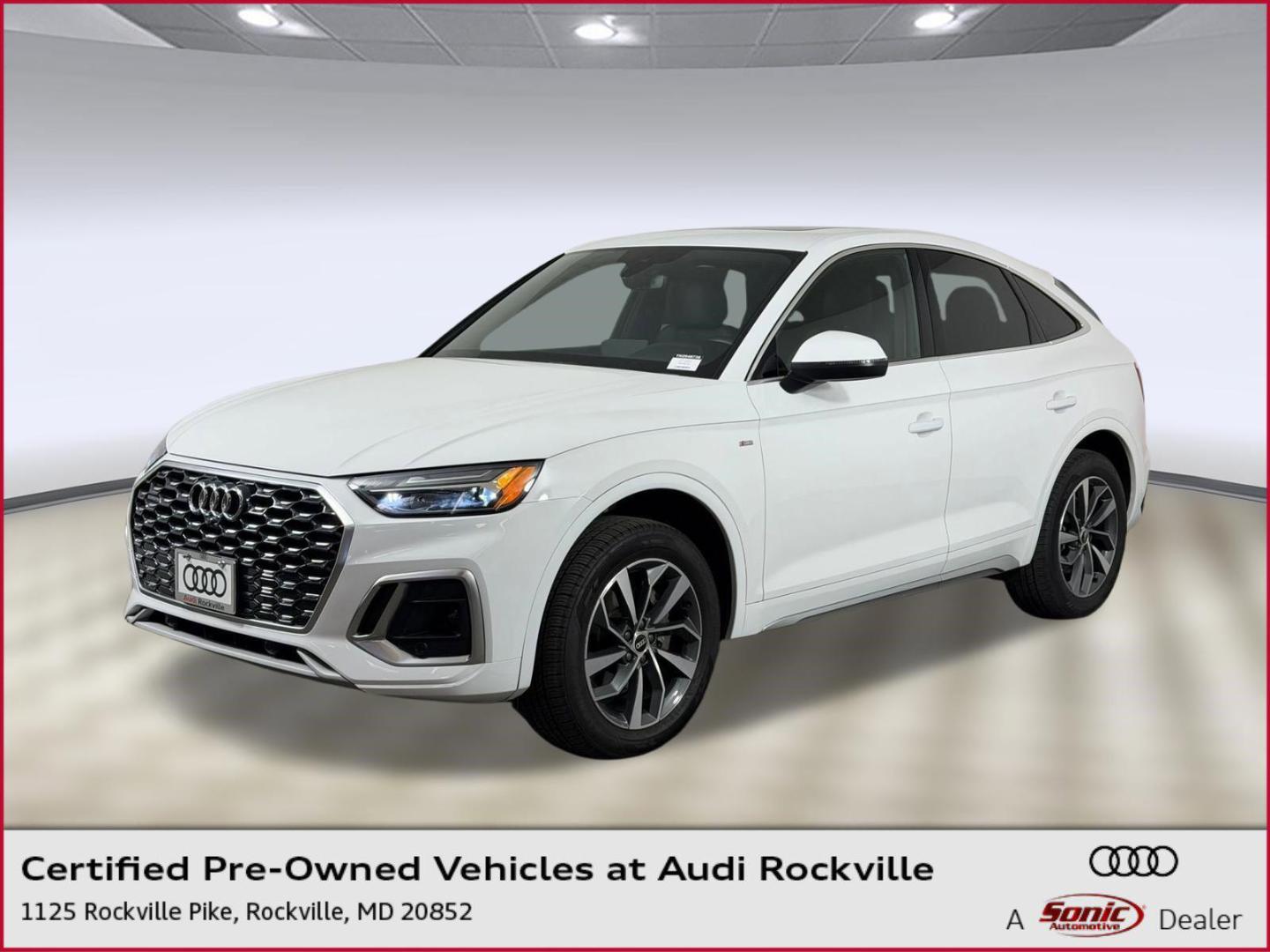 2022 Audi Q5 Sportback 45 Premium's photo