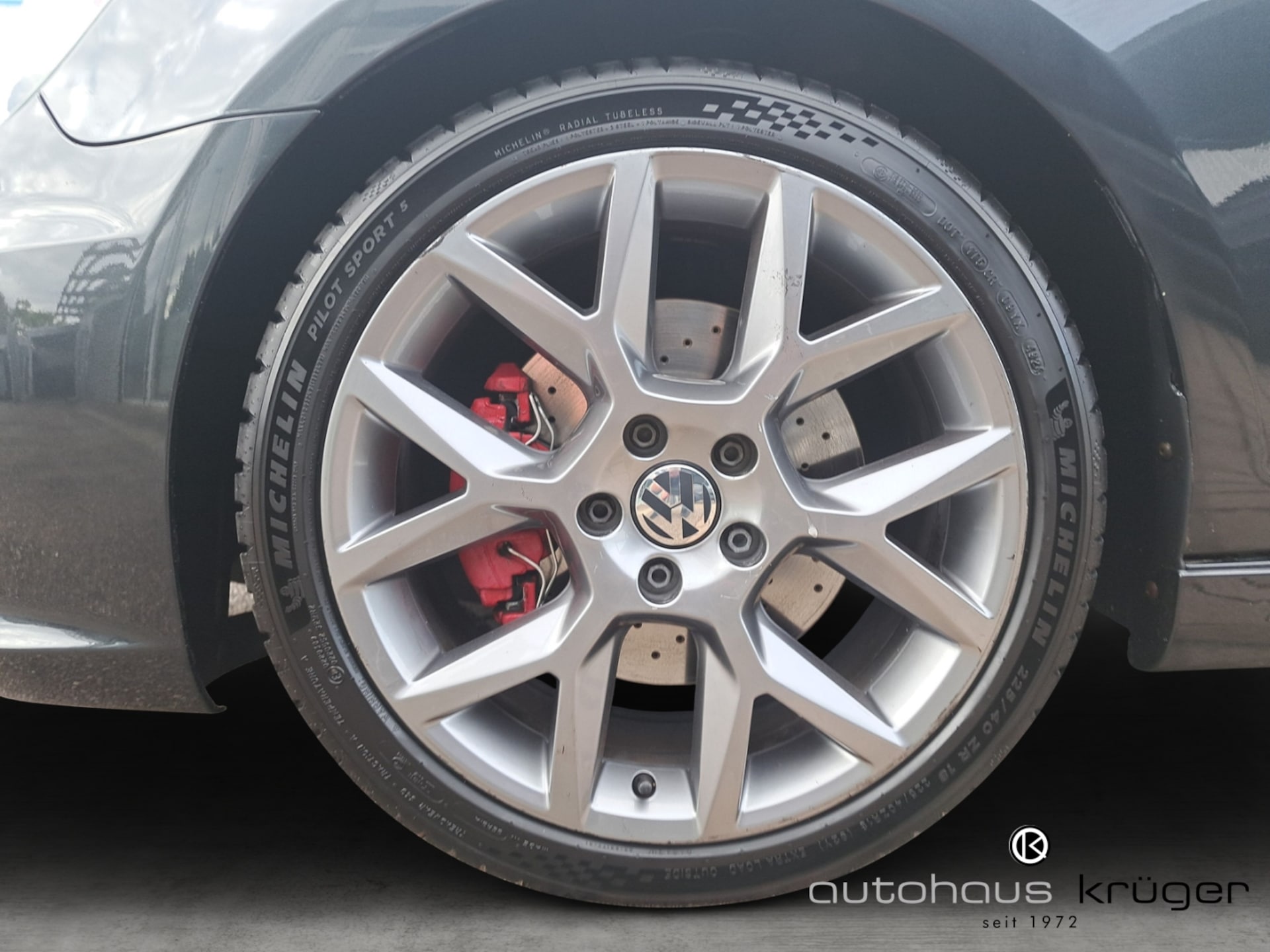 Volkswagen Golf GTI