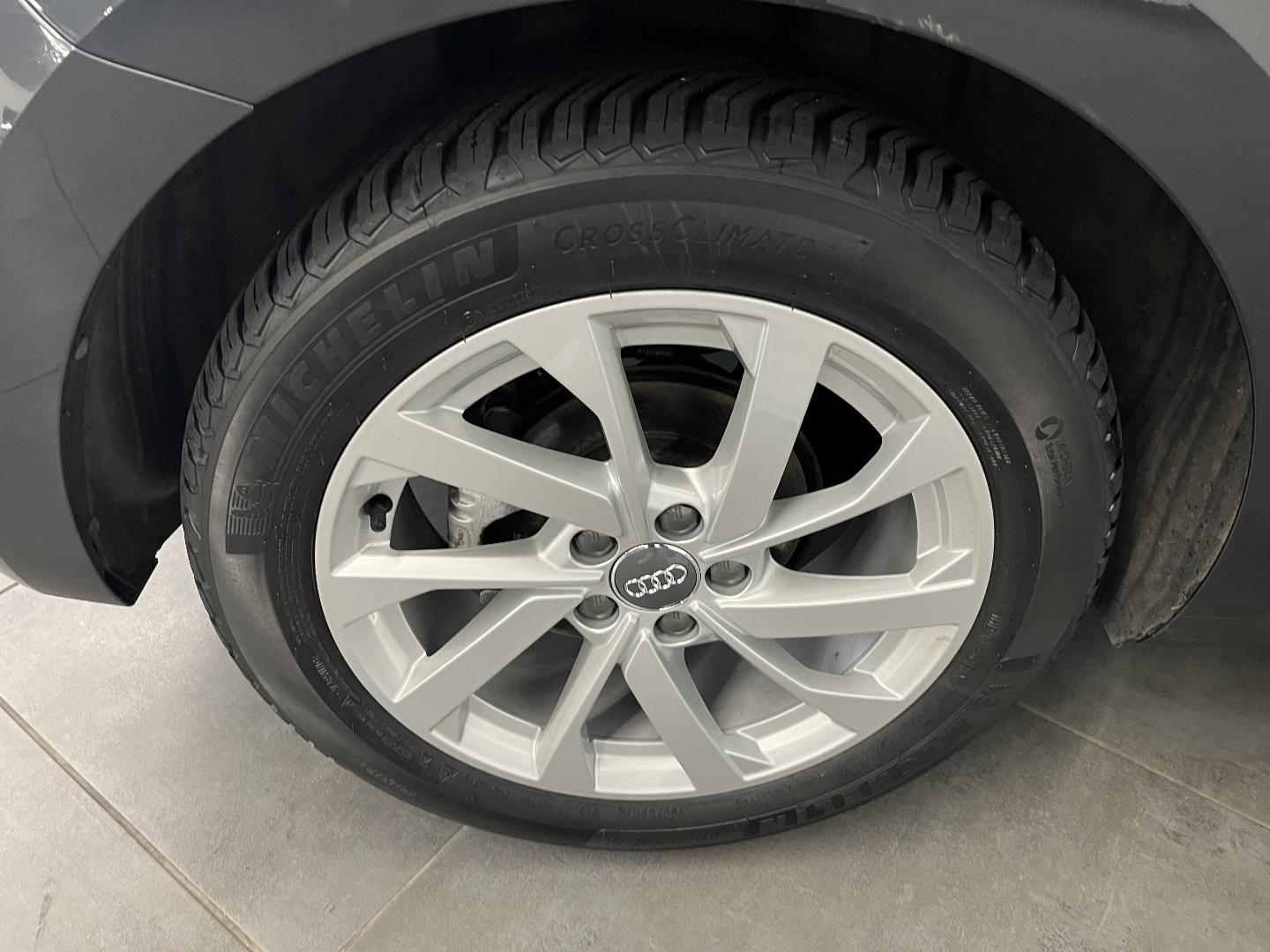 Image about Audi A1 Sportback Design 30 TFSI 85 kW (116 ch) 6 vitesses