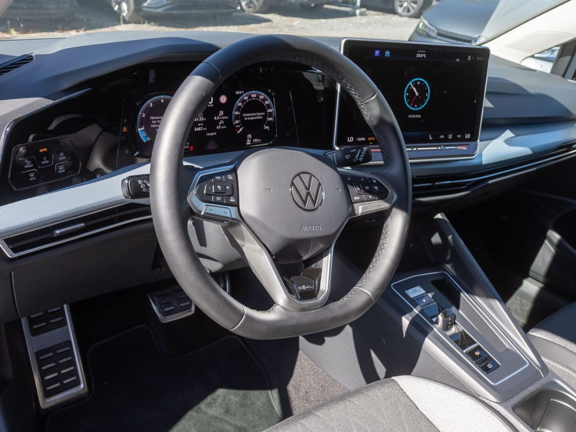 Volkswagen Golf Life