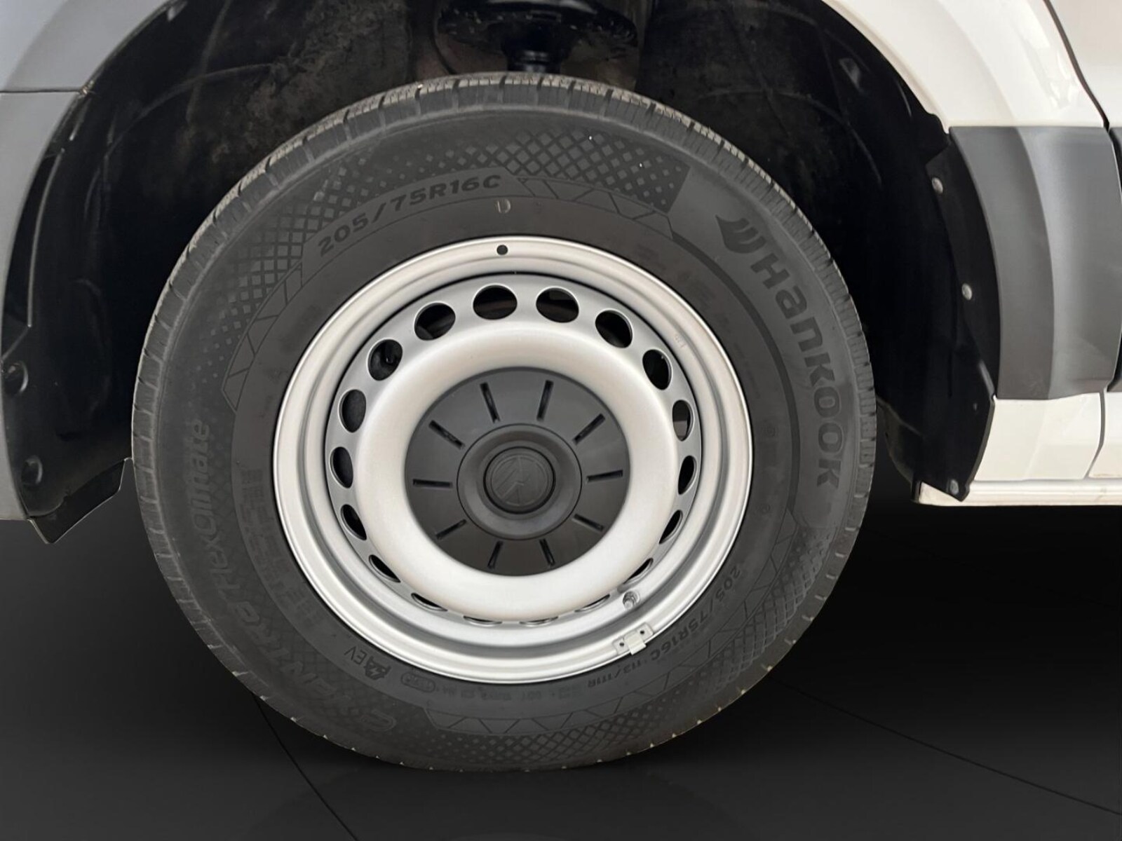 Volkswagen Crafter Kasten langer Radstand – Bild 16