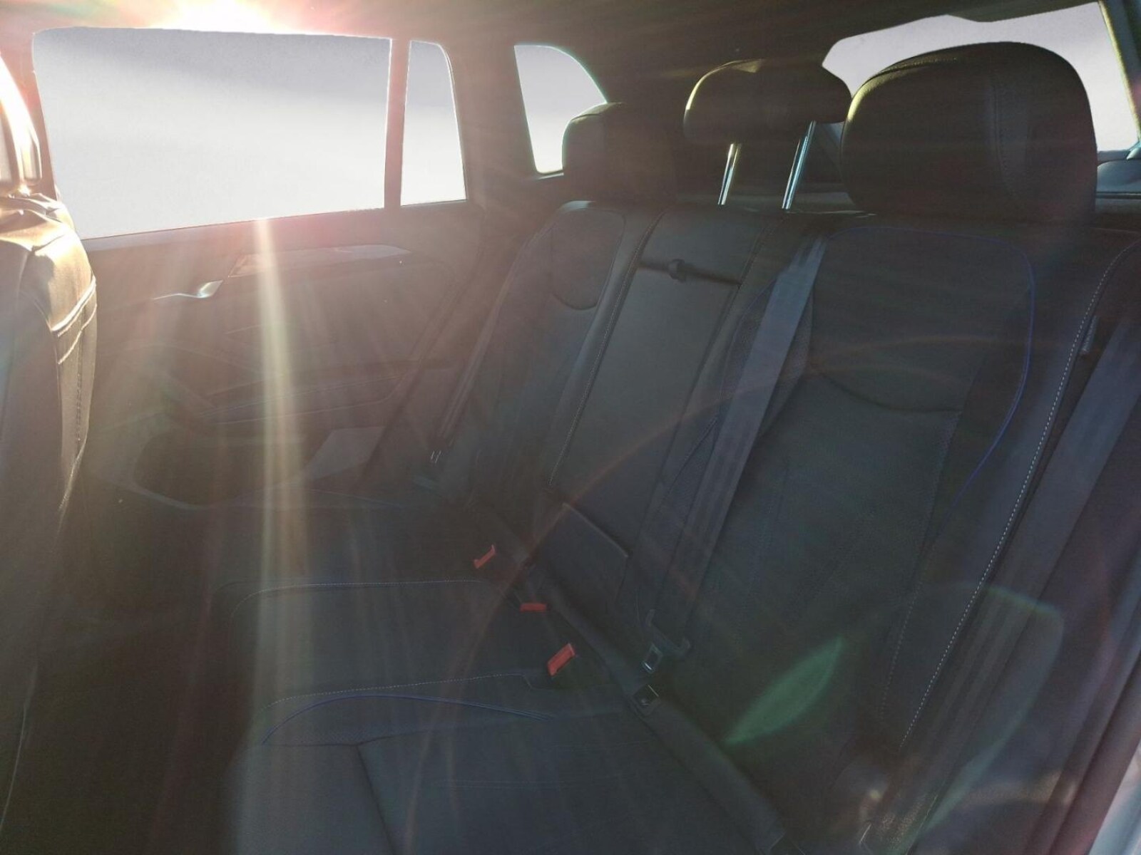 Volkswagen Tiguan – Bild 14