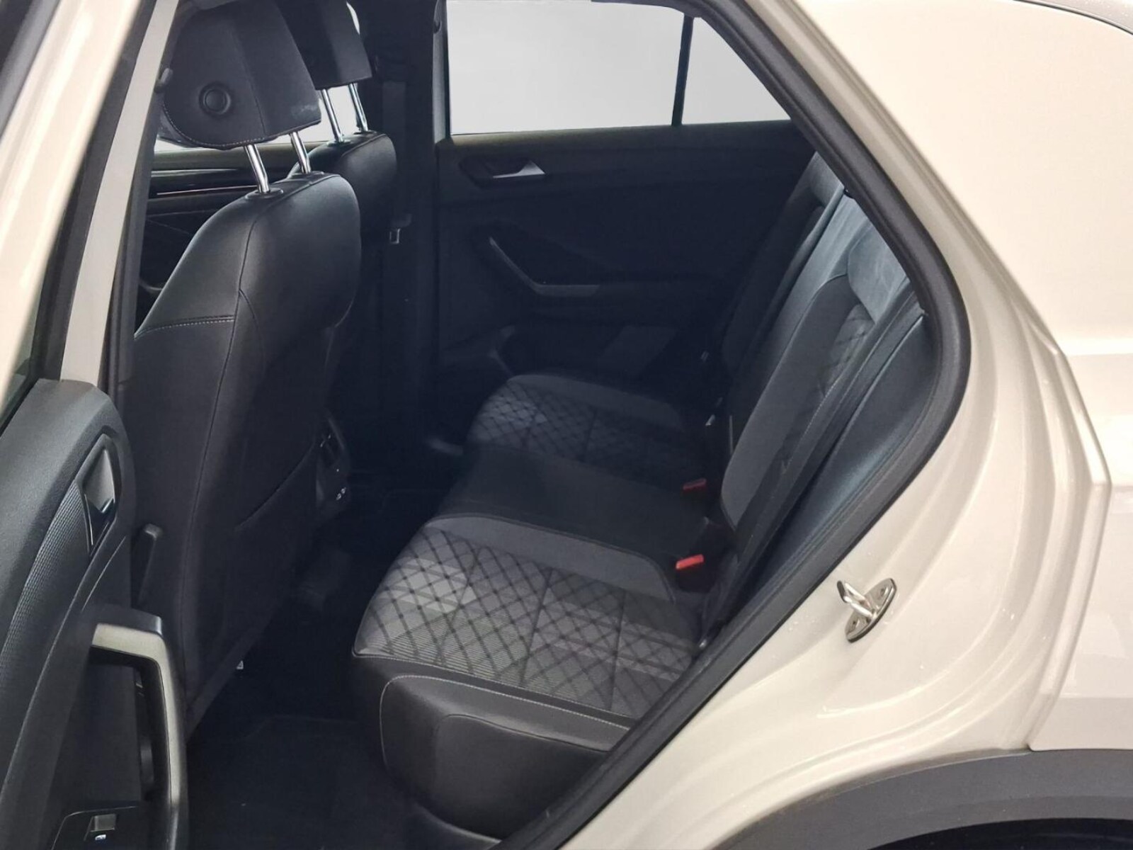 Volkswagen T-Roc – Bild 17