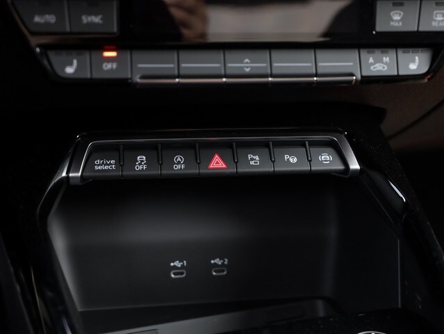 Image about Audi RS 3 Limousine TFSI quattro S tronic