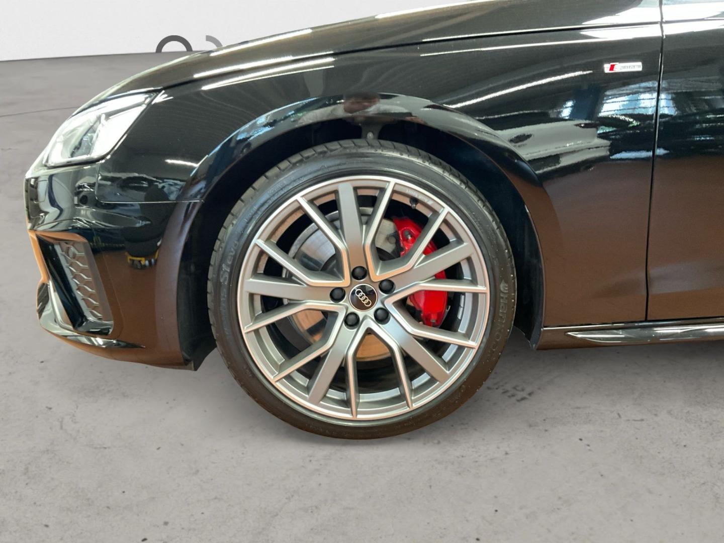 Image about Audi A4 Avant S line 45 TFSI quattro S tronic