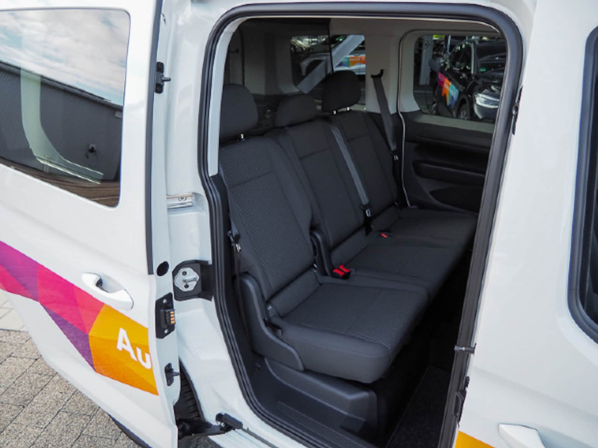 Volkswagen Caddy Basis-Modell