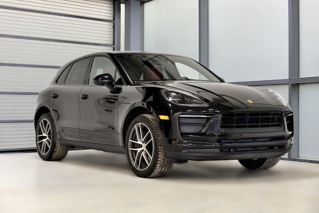Photo of 2023 Porsche Macan