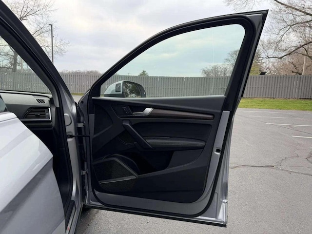 2025 Audi Q5 Premium Plus - Photo 30