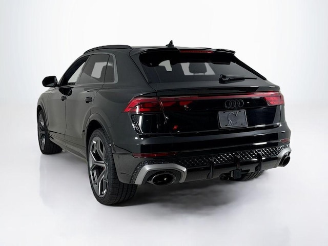 2026 Audi RS Q8 SUV performance
