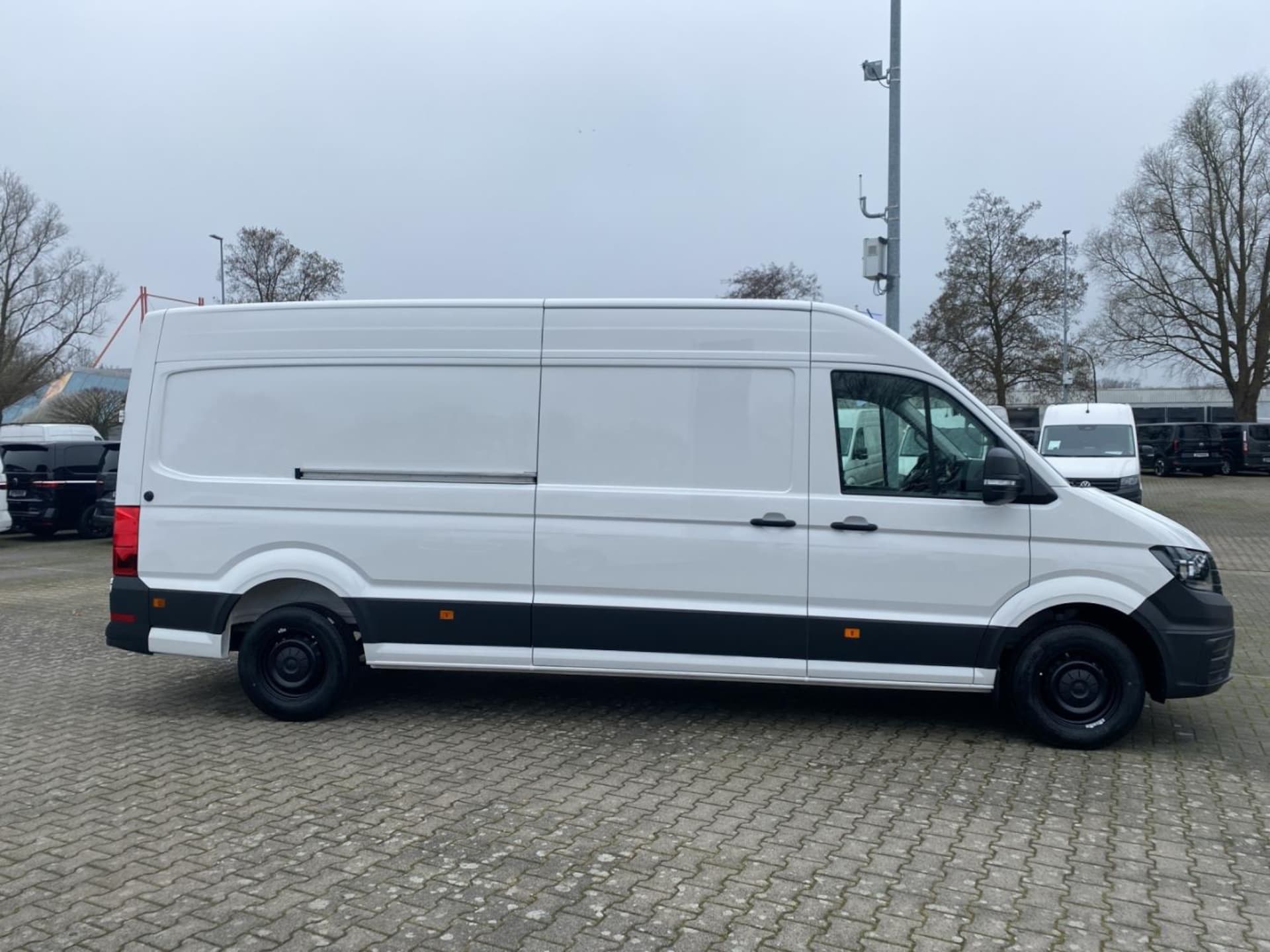 Volkswagen Crafter Kasten langer Radstand