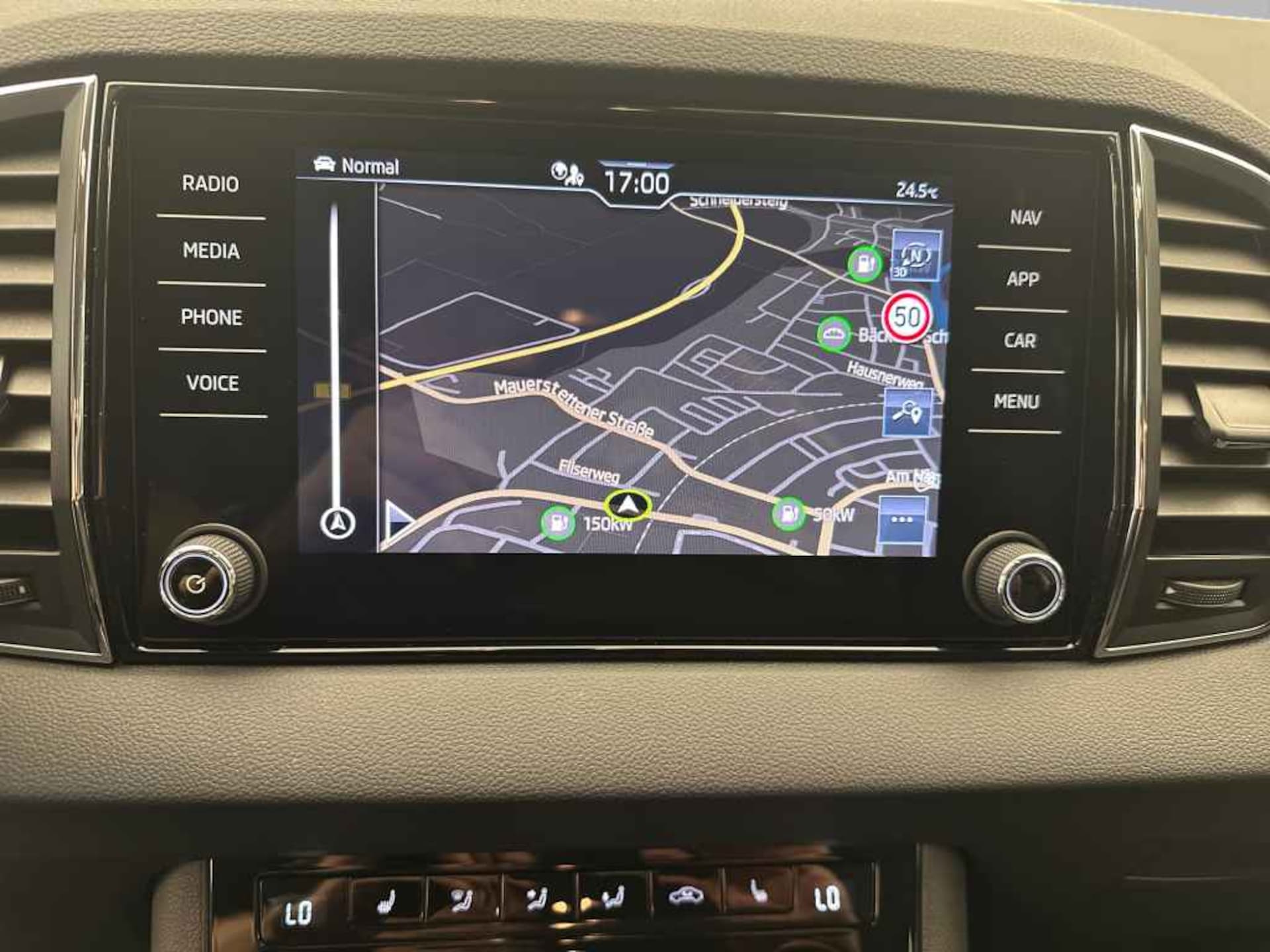Skoda Karoq Selection