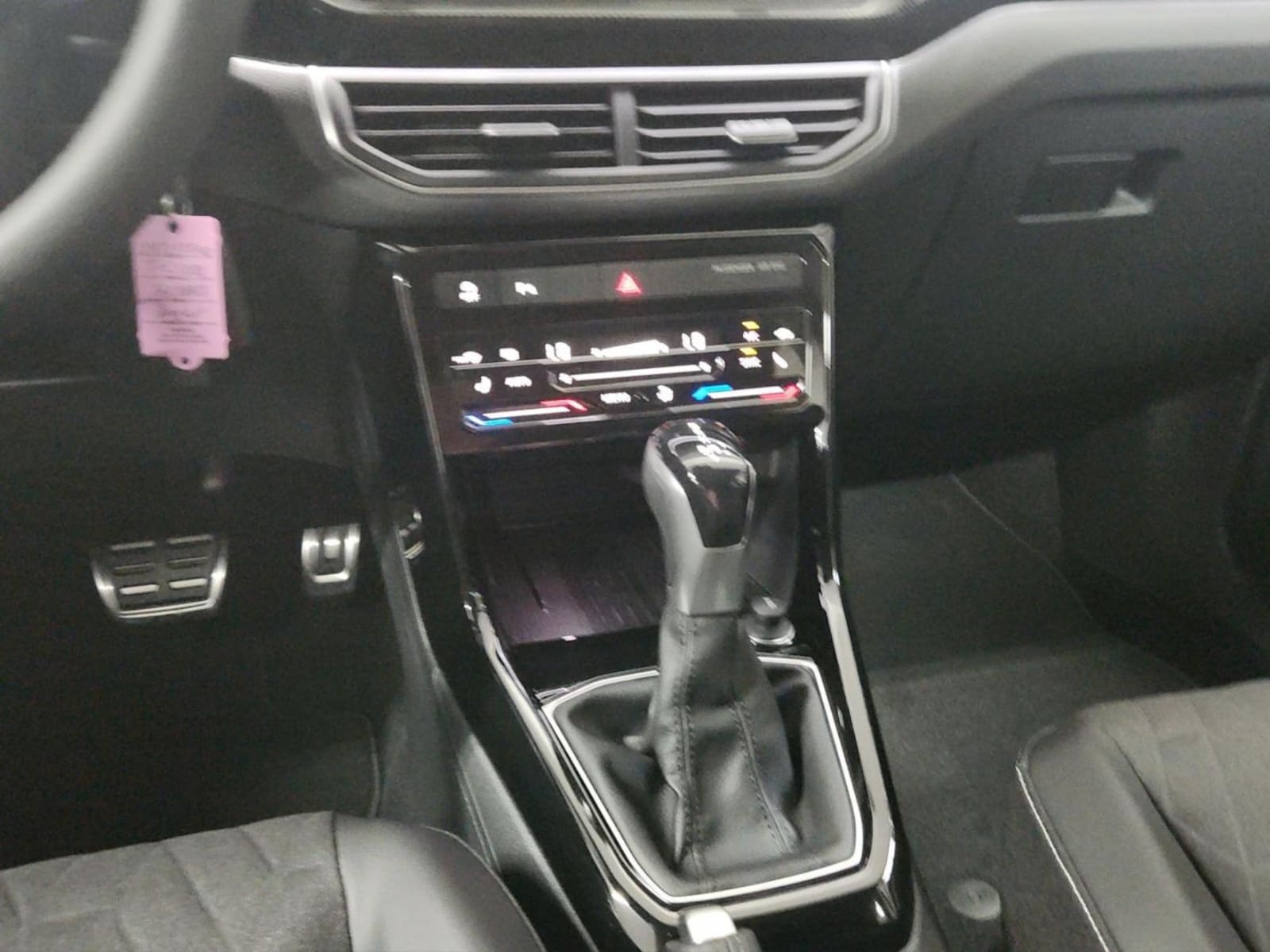 Volkswagen T-Cross – Bild 18