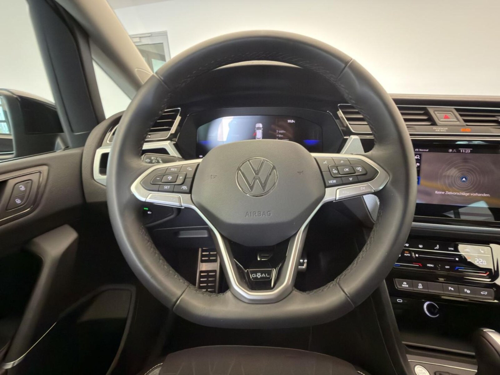 Volkswagen Touran – Bild 10
