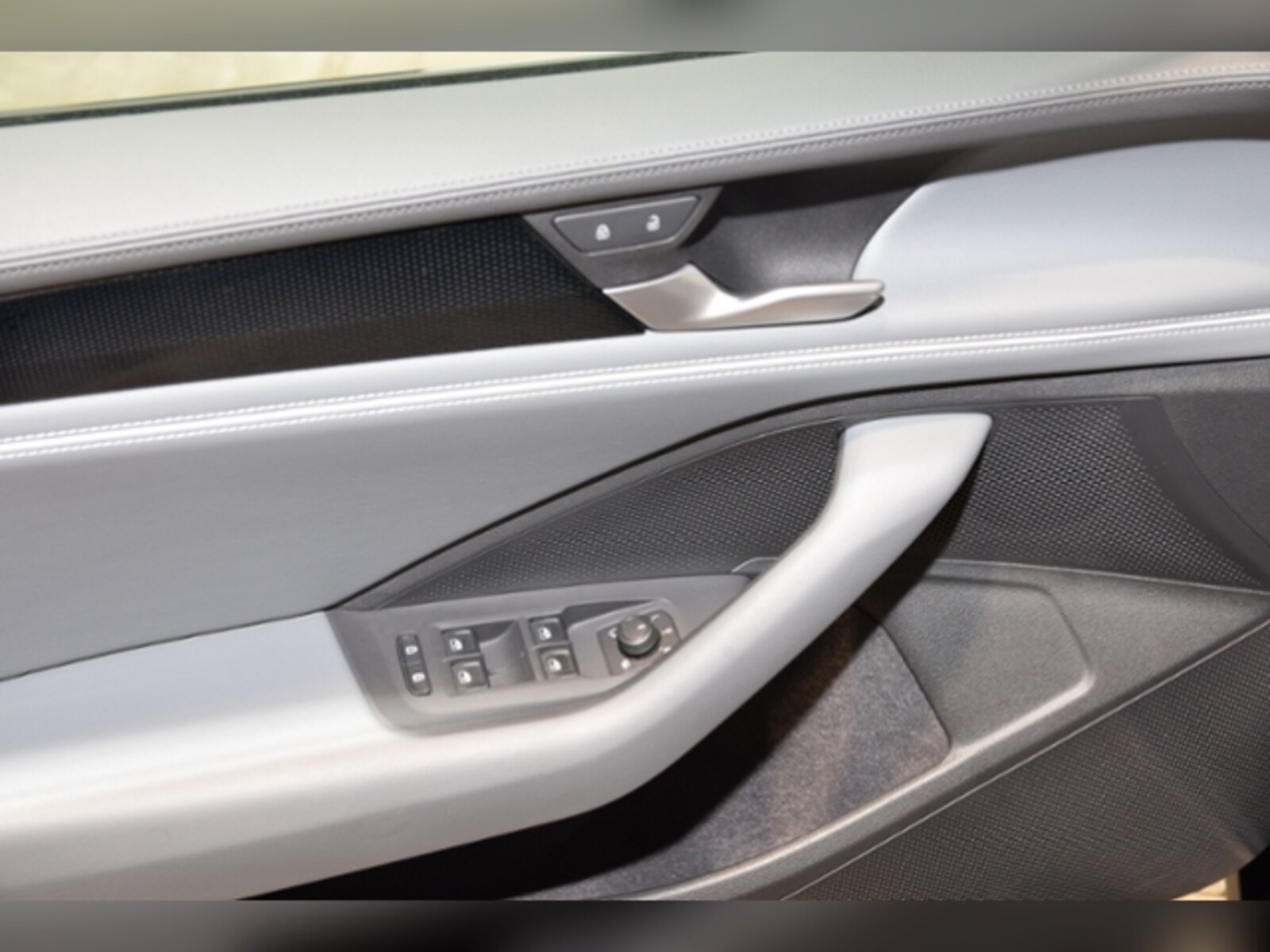 Volkswagen Passat – Bild 12