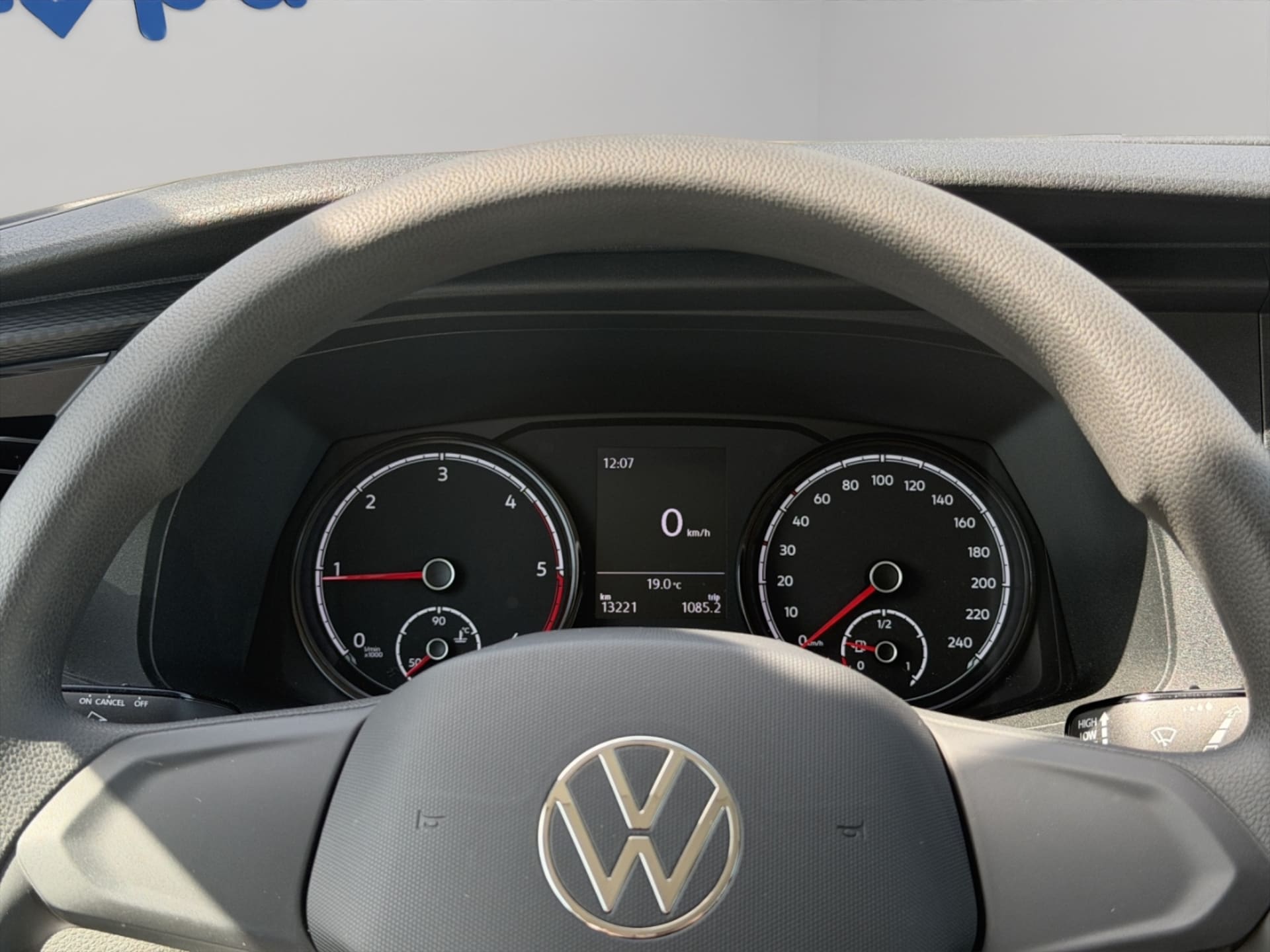 Volkswagen T6.1 Transporter Kombi kurzer Radstand