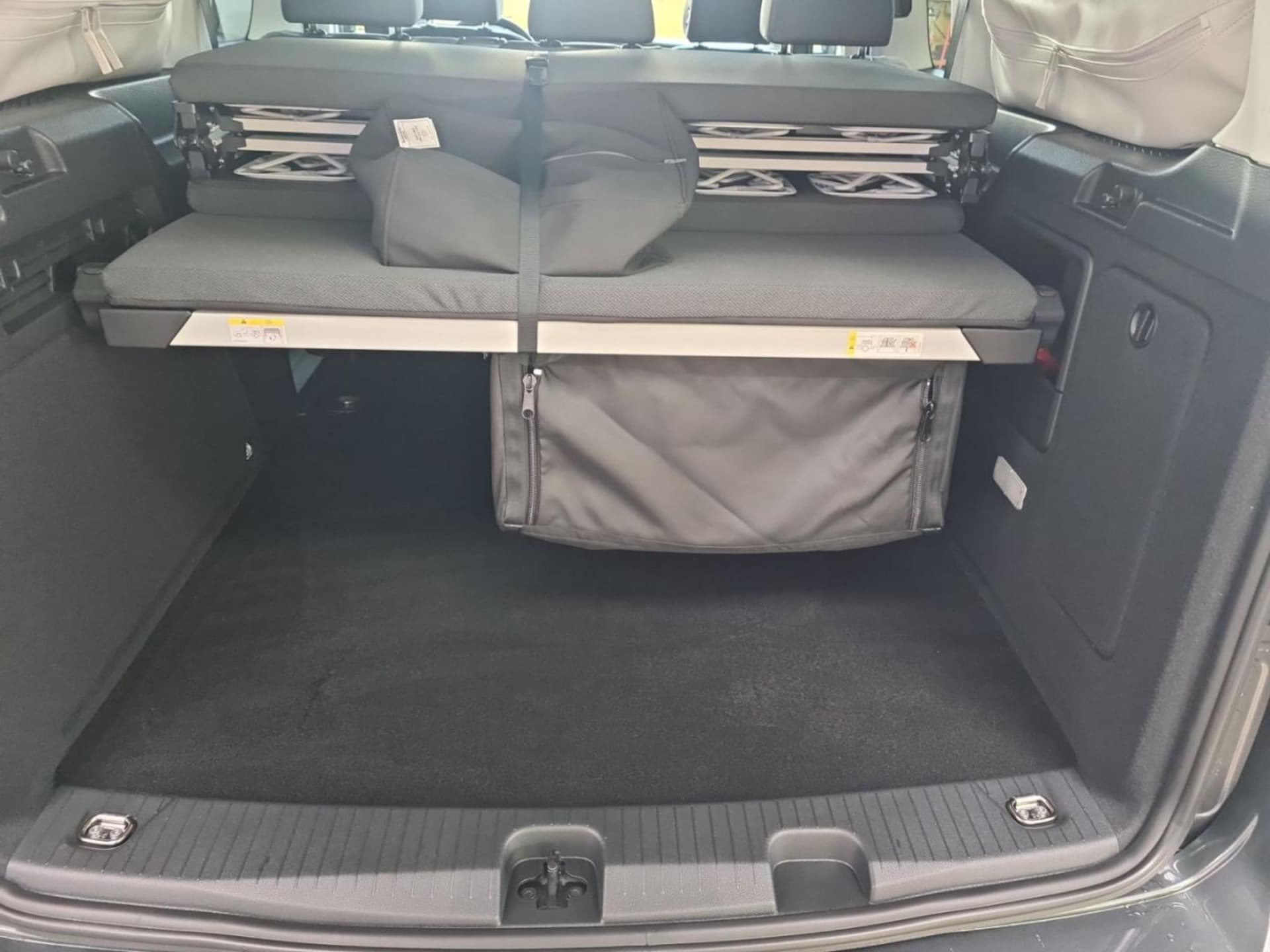 Volkswagen Caddy Maxi California