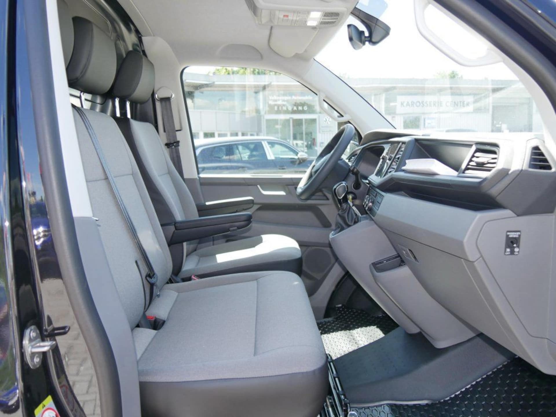 Volkswagen T6.1 Transporter Kasten langer Radstand