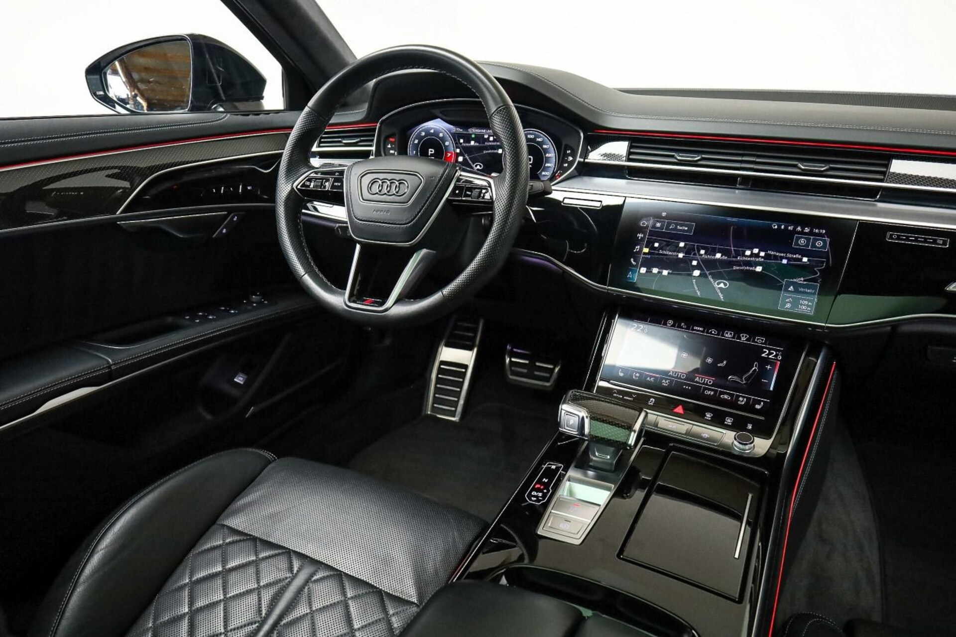 Audi S8