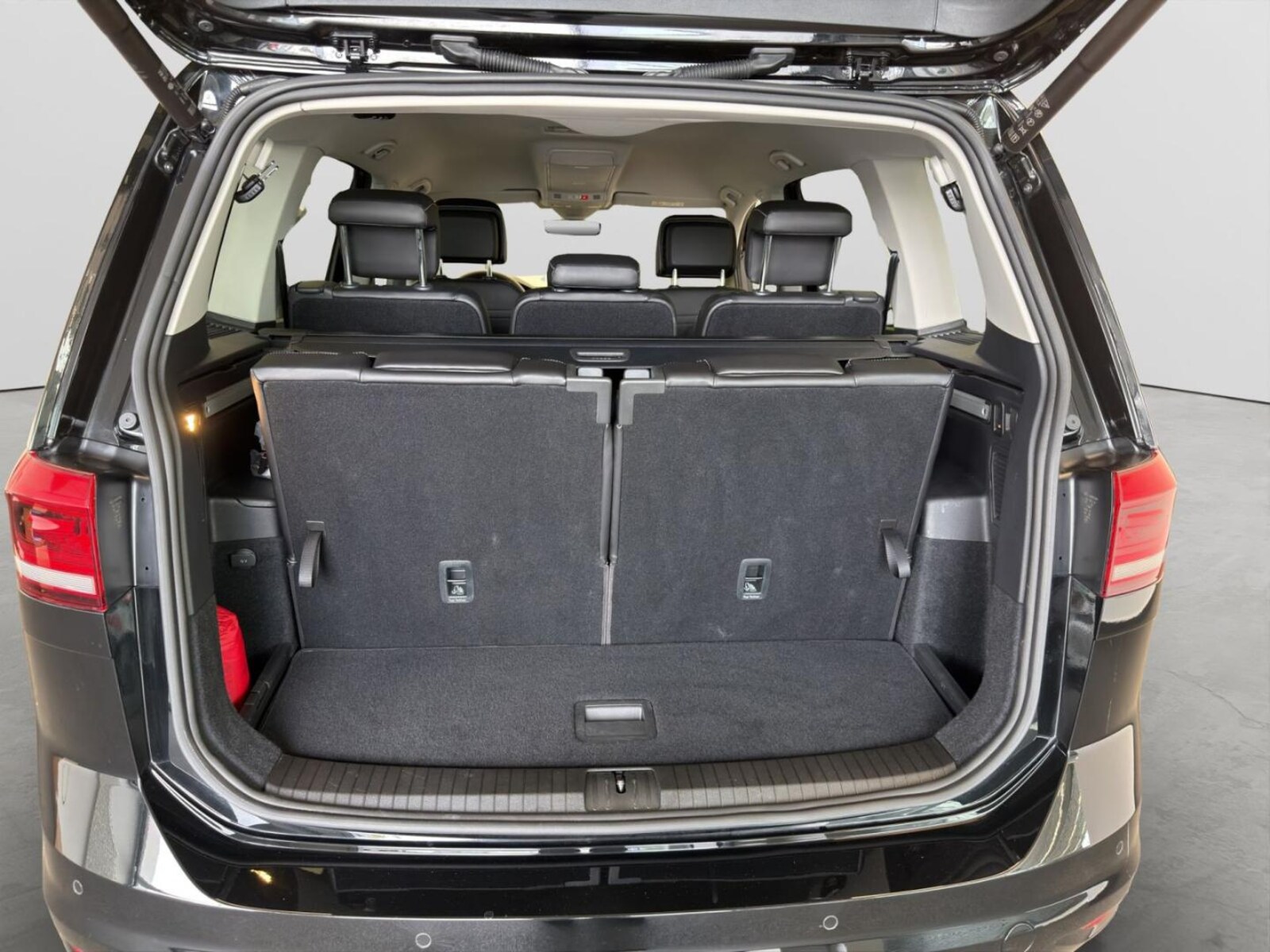 Volkswagen Touran – Bild 17