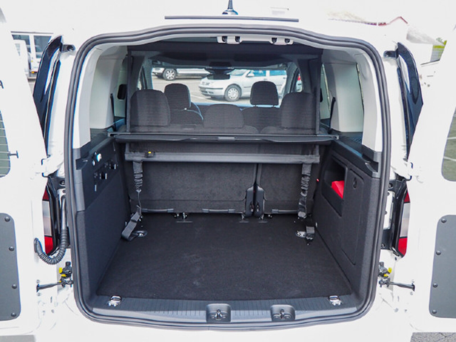 Volkswagen Caddy – Bild 17