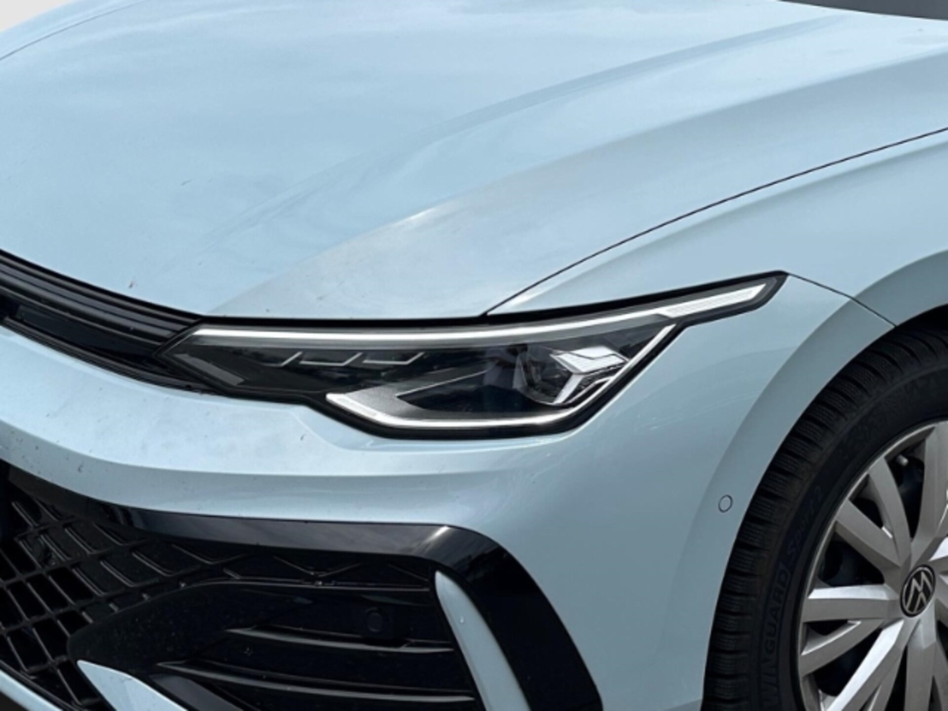 Volkswagen Golf R-Line