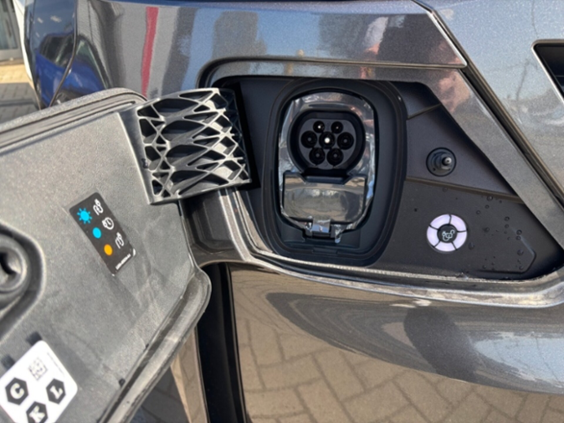 Volkswagen e-Caravelle Life