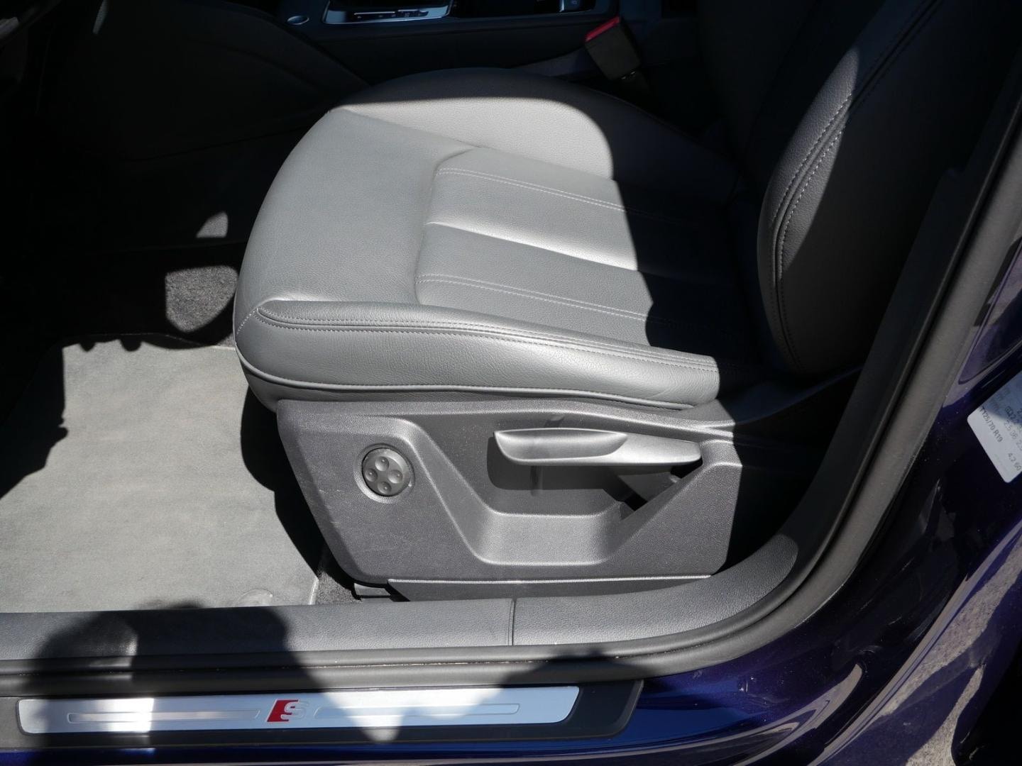 Bild über Audi Q2 S line 35 TFSI S tronic - für weitere Informationen kontaktieren Sie den Audi Partner