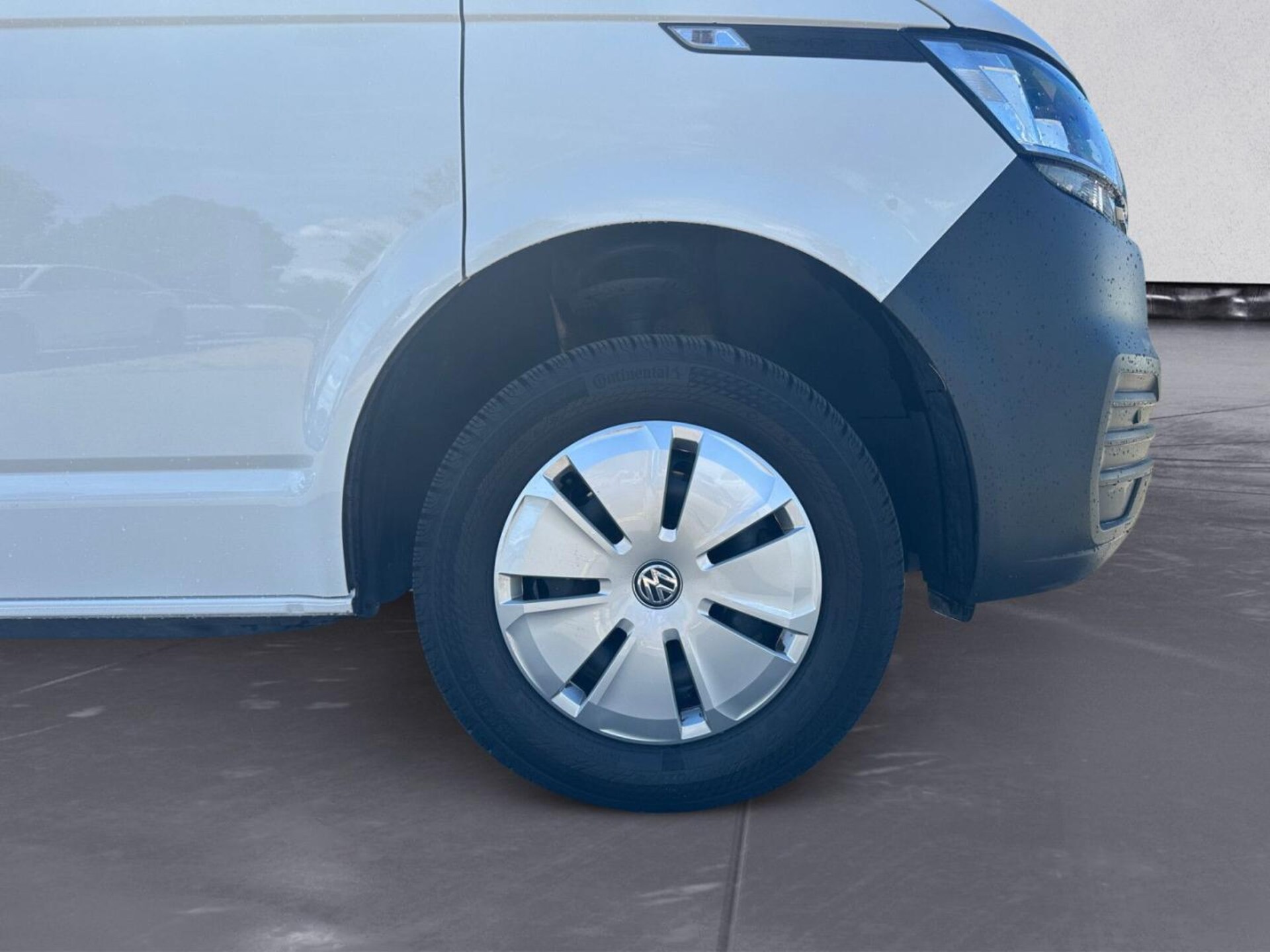 Volkswagen T6.1 Transporter Kasten langer Radstand