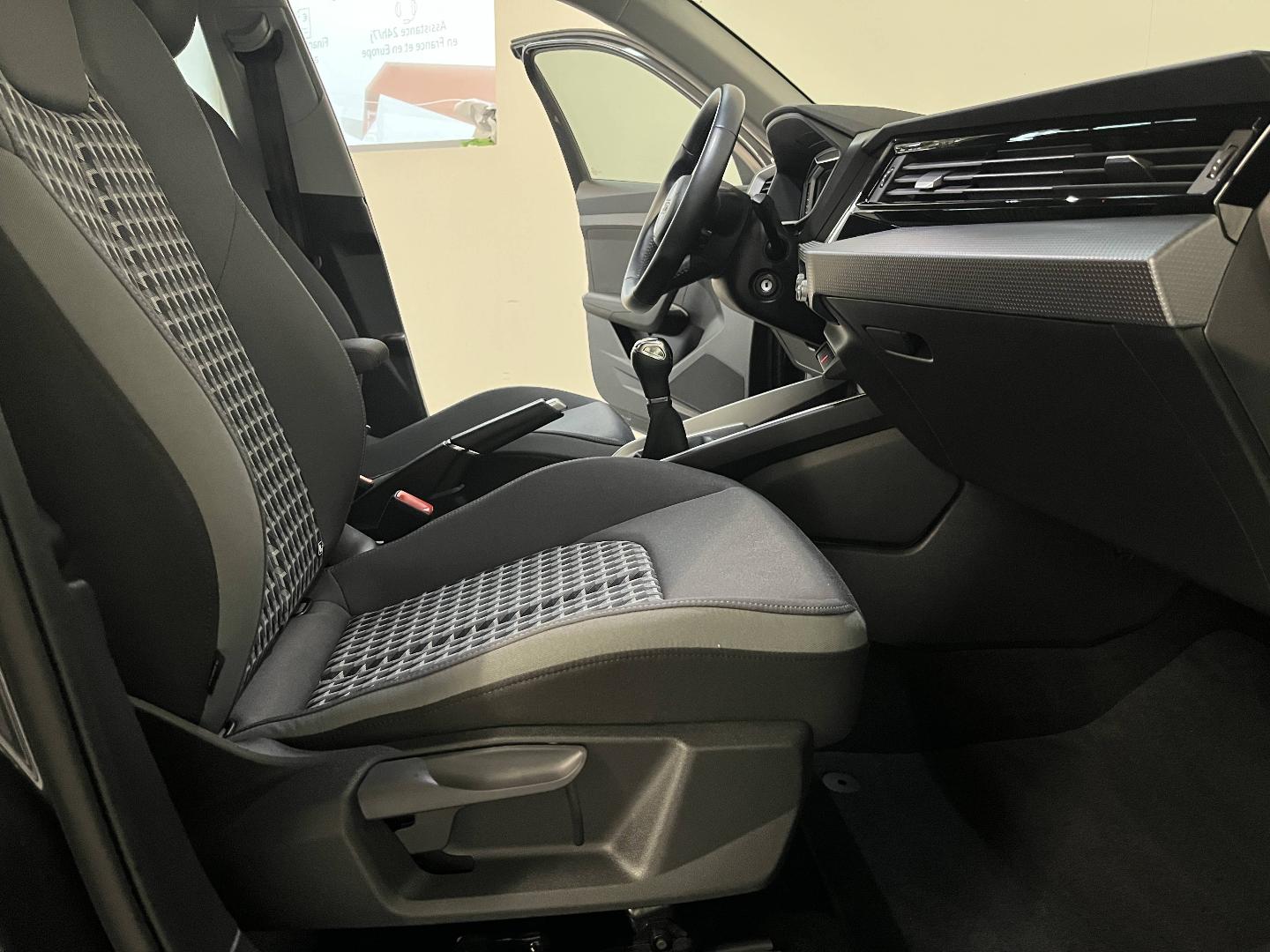 Image about Audi A1 Sportback Design 30 TFSI 85 kW (116 ch) 6 vitesses