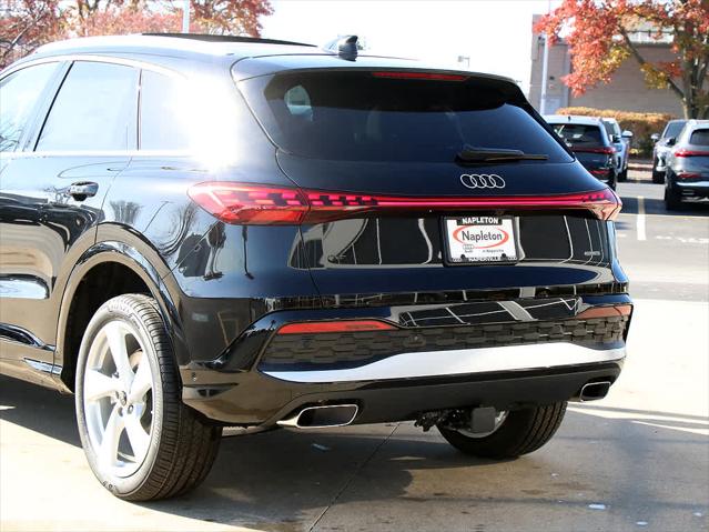 2025 AUDI Q5 - Image 9