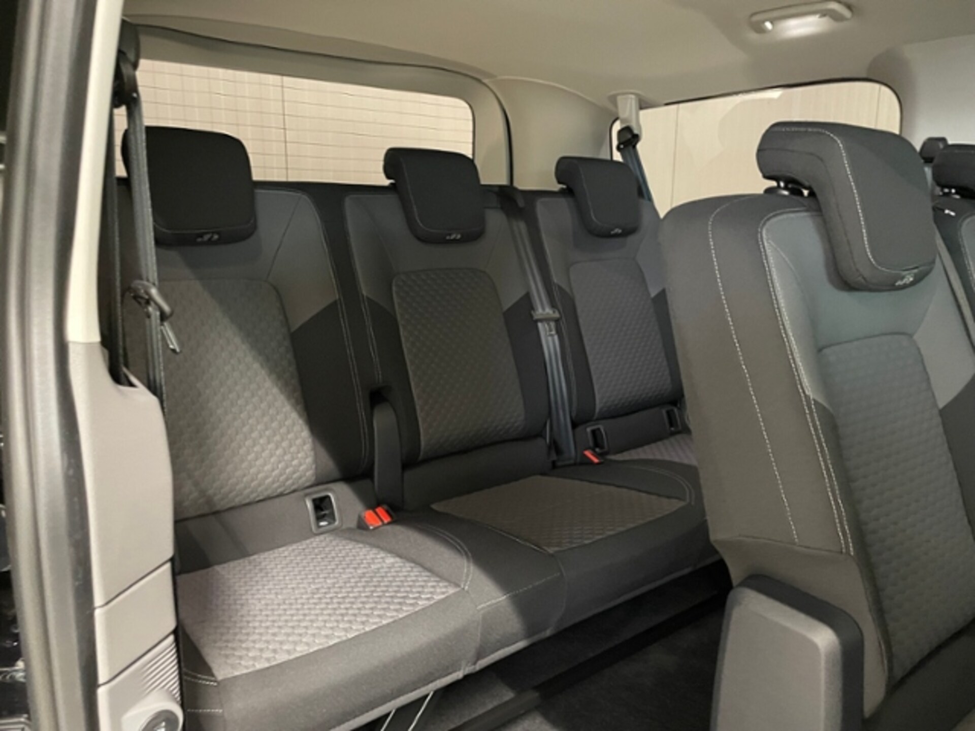 Volkswagen Caravelle Life