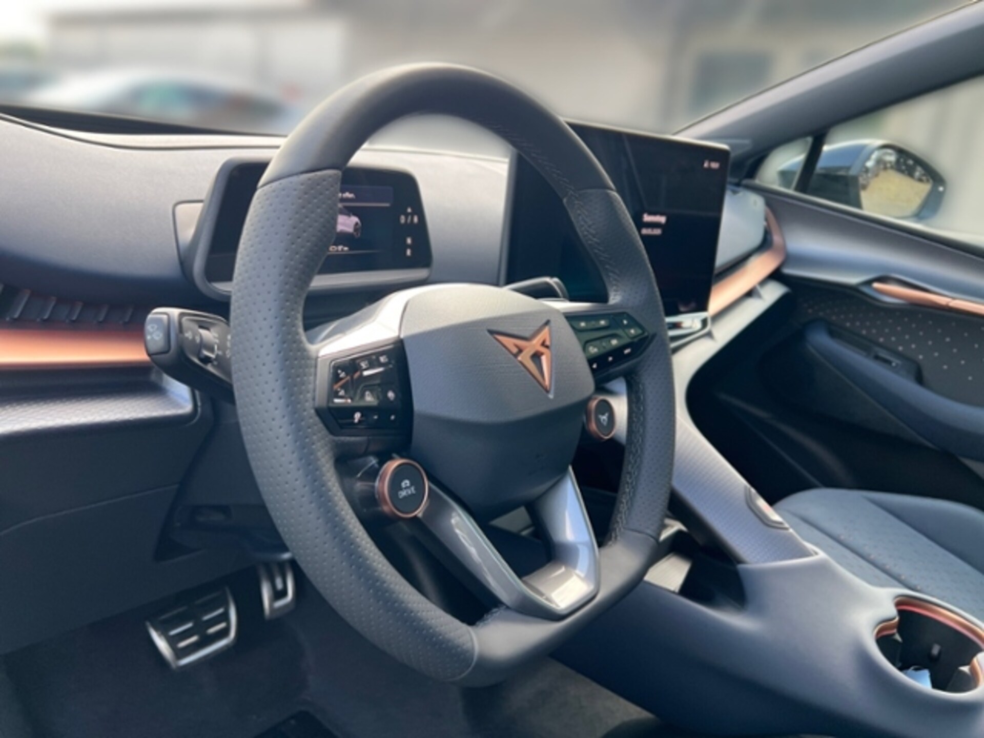 CUPRA Tavascan VZ
