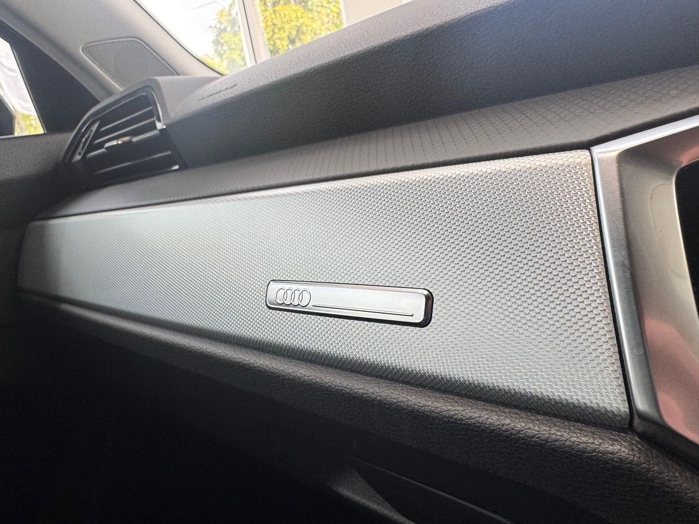 Image about Audi Q3 35 TFSI S tronic