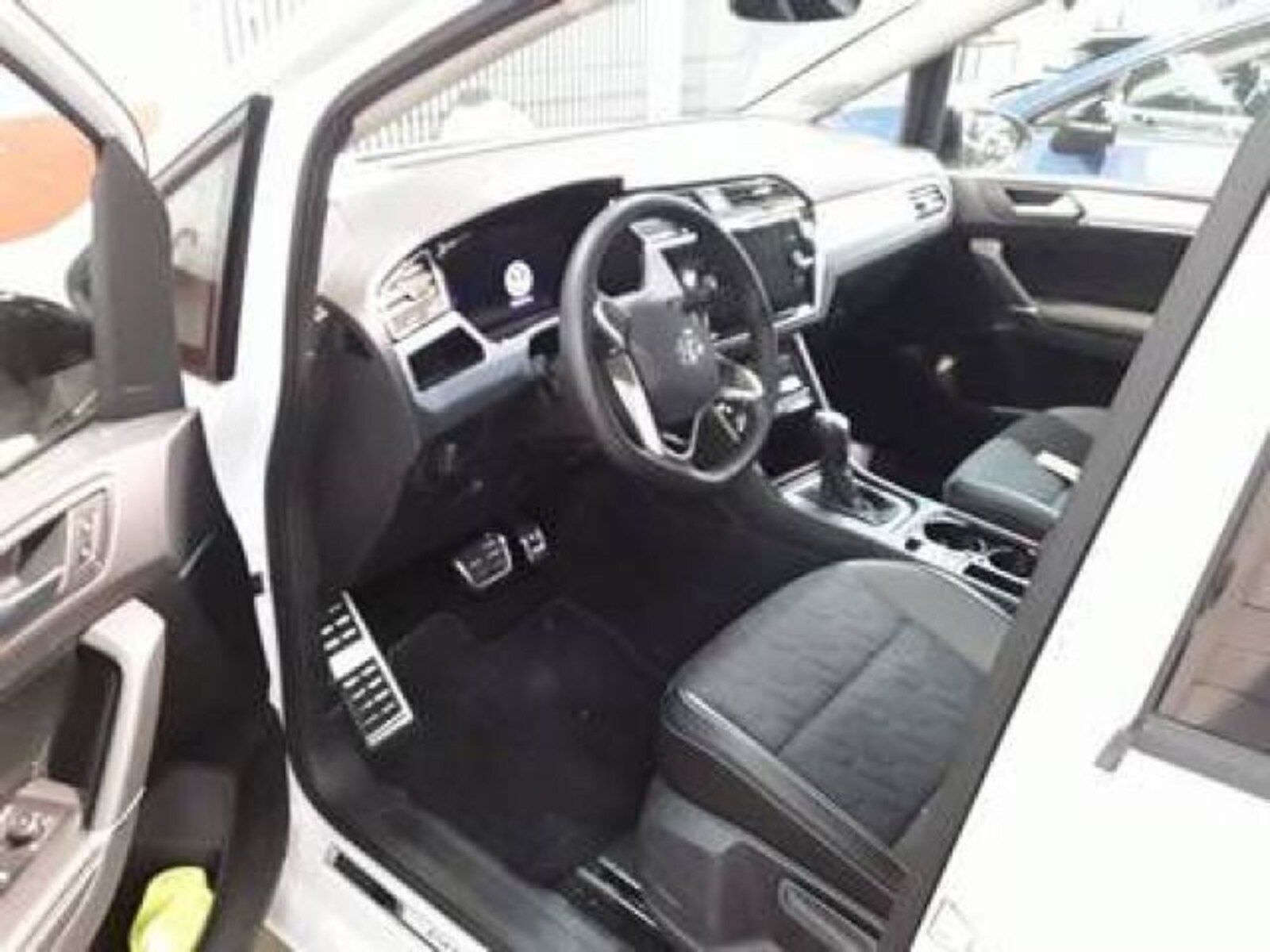 Volkswagen Touran – Bild 4