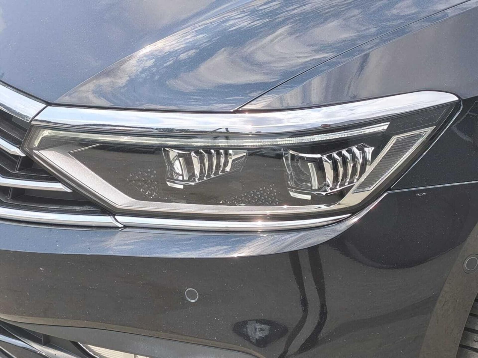 Volkswagen Passat Elegance